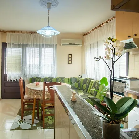 евтини и до морето-варна-евксиноград-до Dentaprime Saints Constantine and Helena