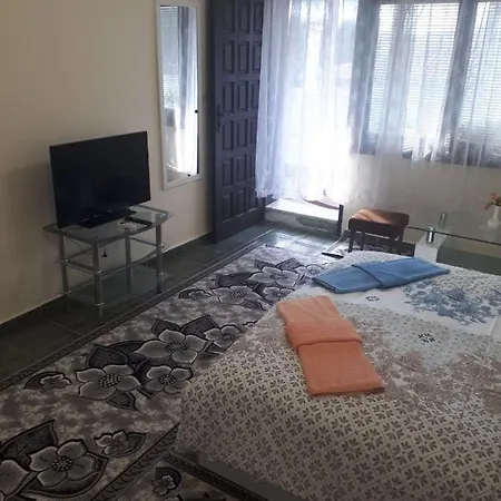 アパート евтини и до морето-варна-евксиноград-до Dentaprime セインツ・コンスタンティン＆ヘレナ