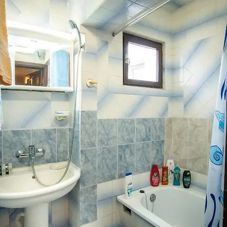 евтини и до морето-варна-евксиноград-до Dentaprime アパート *