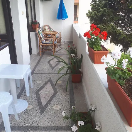 евтини и до морето-варна-евксиноград-до Dentaprime アパート セインツ・コンスタンティン＆ヘレナ