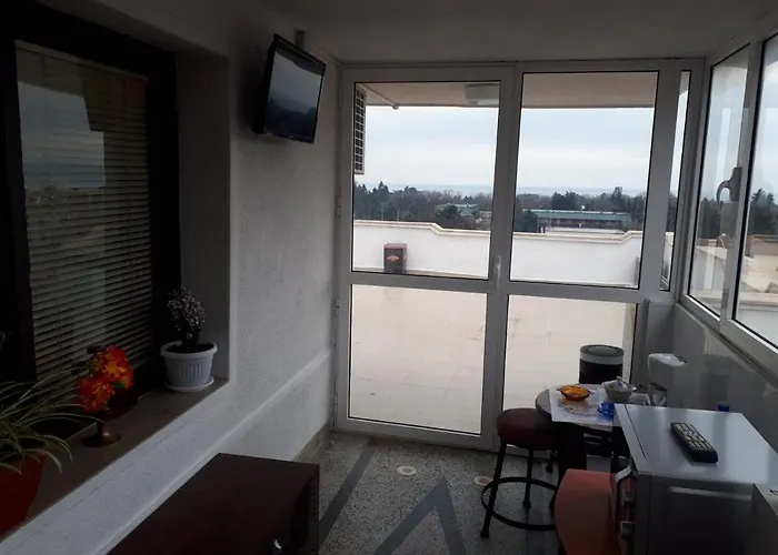 アパート евтини и до морето-варна-евксиноград-до Dentaprime セインツ・コンスタンティン＆ヘレナ